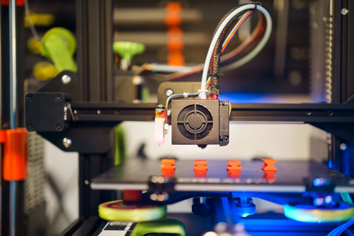 Robotic arm with 3D-printed skin