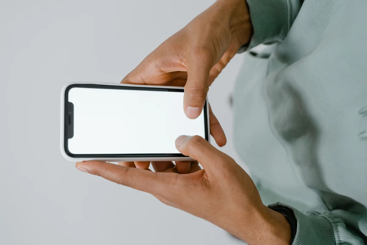 Handheld hotspot device