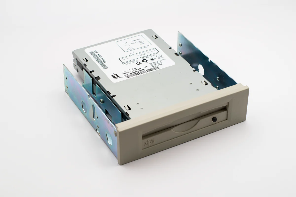 Internal components of an emulated drive