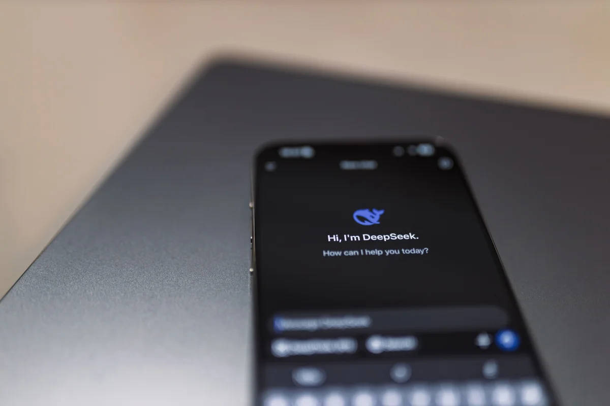 AI providing feedback to candidates