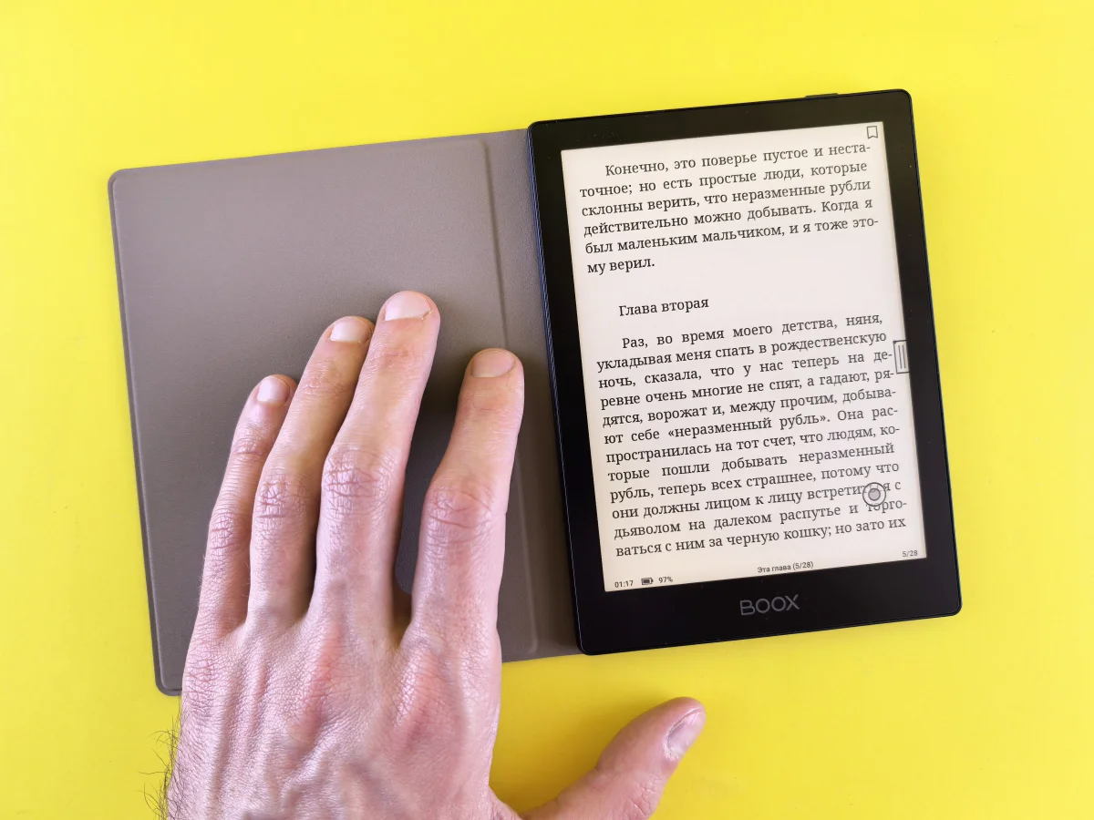 E-Ink display close-up