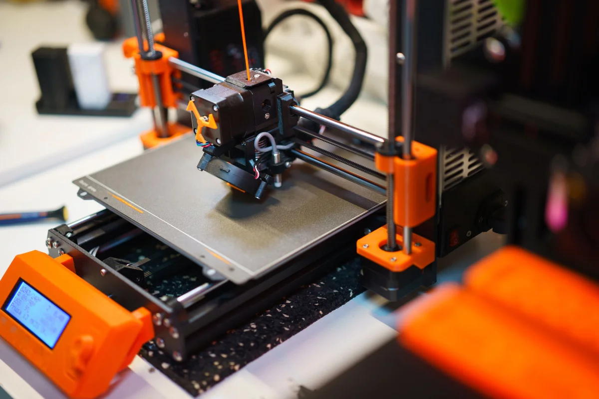 3D printing design with magnet cavities