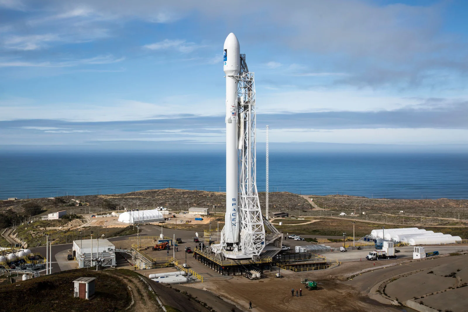 Starlink satellites in orbit over Earth, depicting connectivity efforts.